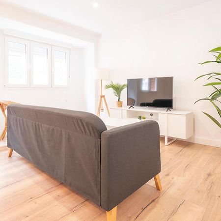 Apartamento Larra กิฮอน ภายนอก รูปภาพ